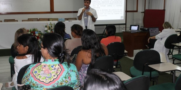 Coordenador do curso de pós-graduação, Prof. Esp. Igor Lustosa Dias