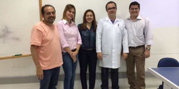 Foto – Prof. Silvan Corrêa, Profª. Isabella Gomes, a preceptora Luciana Silva, Prof Dr. Rui Brito e o Prof. Saulo André